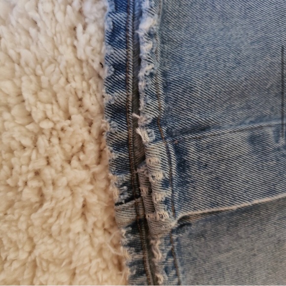 Mini faded Jean skirt - Picture 4 of 5